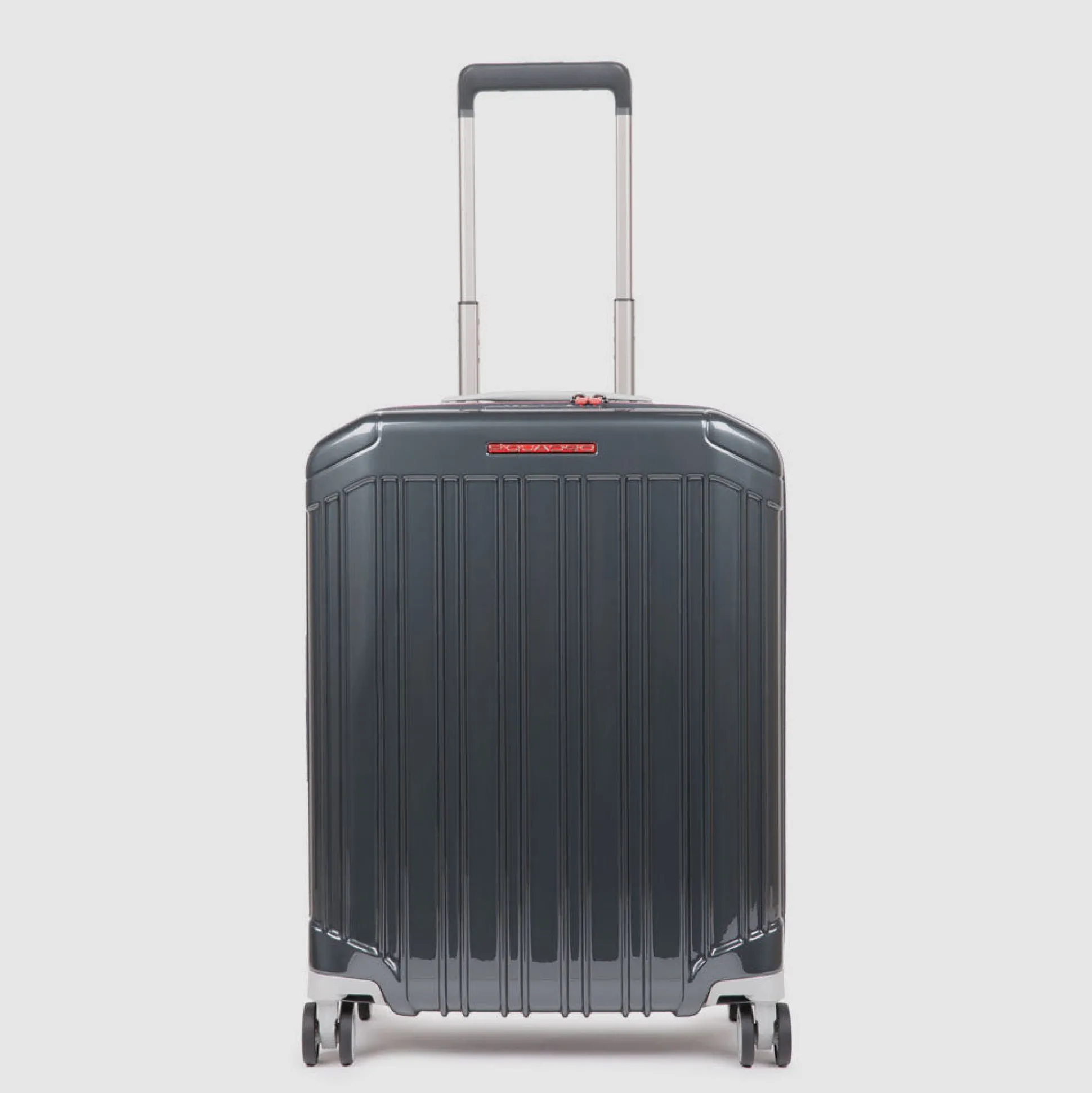 Cabin size, ultra slim hardside spinner | Shop Piquadro