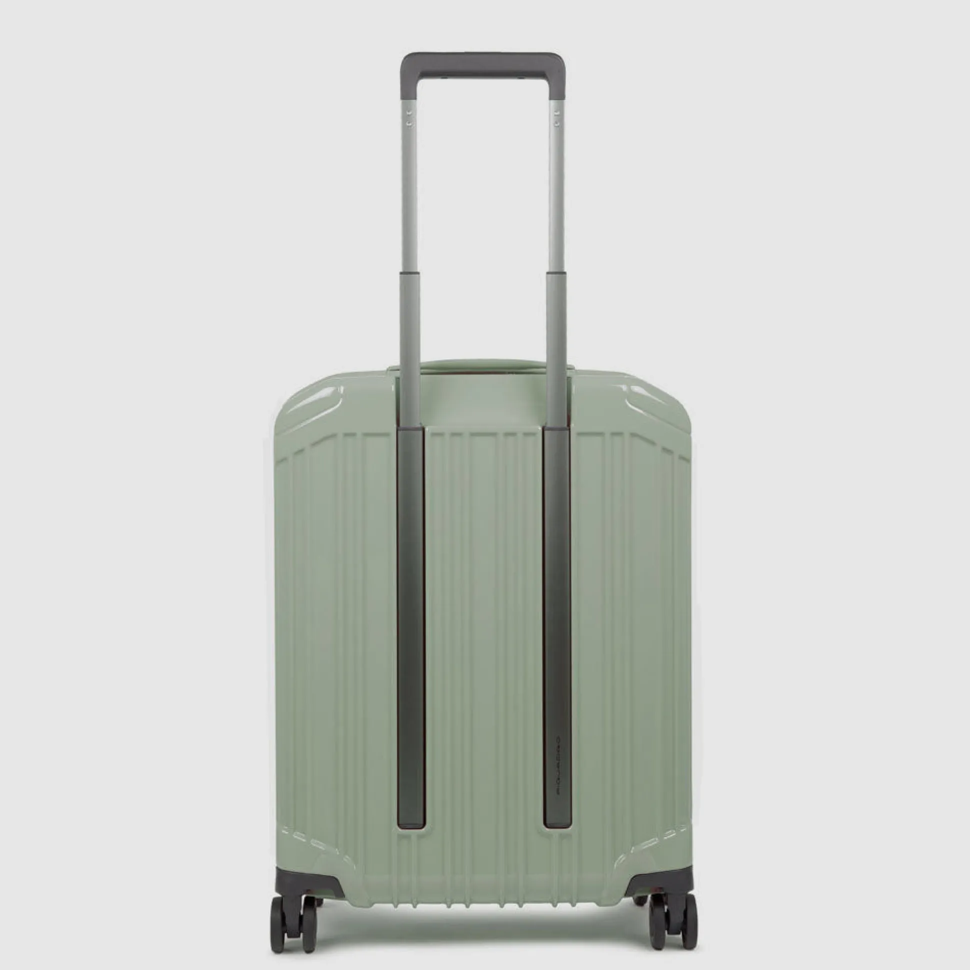 Cabin size, ultra slim hardside spinner | Shop Piquadro