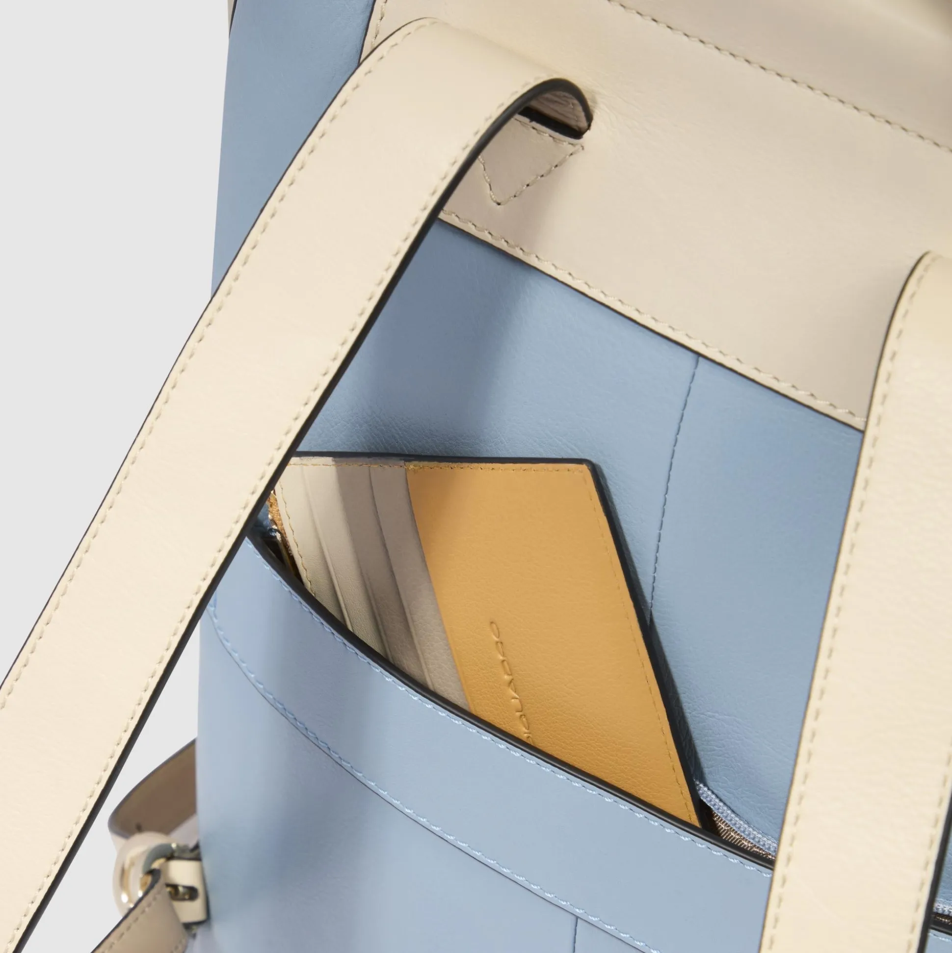Computer backpack 14" with iPad® compartment | Shop Piquadro