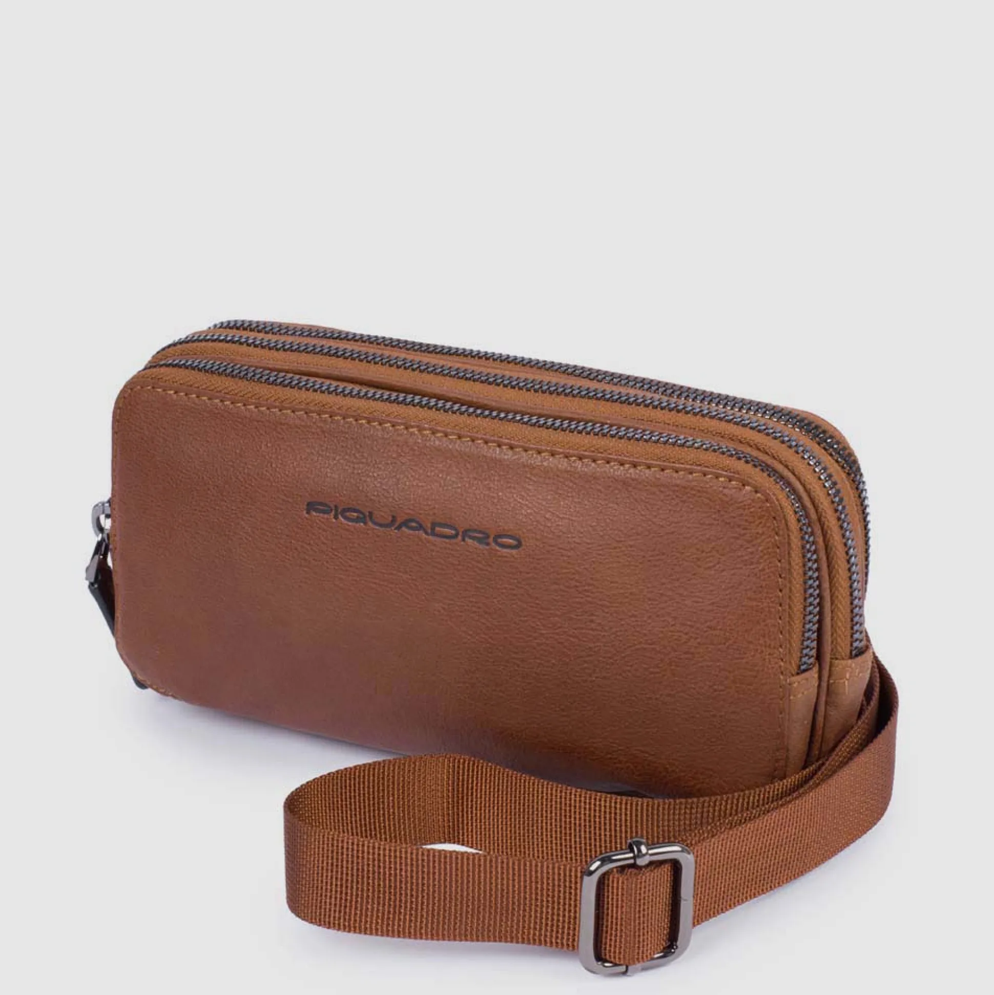 Pochette homme avec trois compartiments