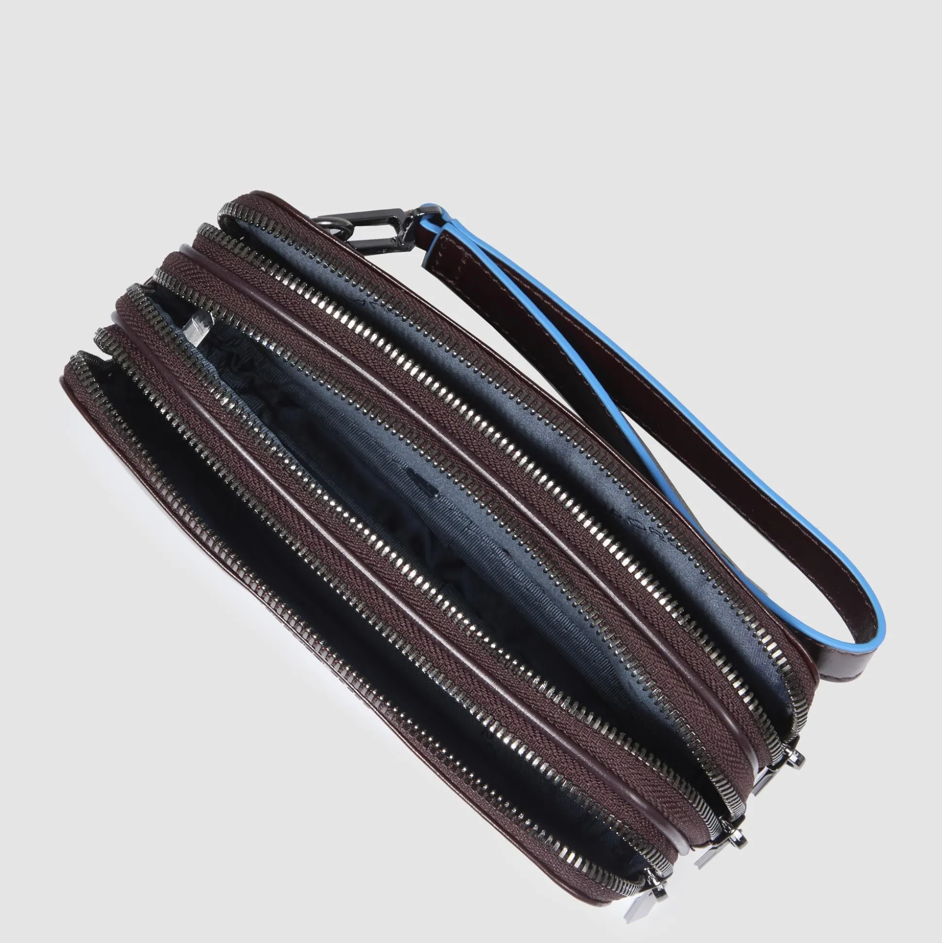 Pochette homme avec trois compartiments