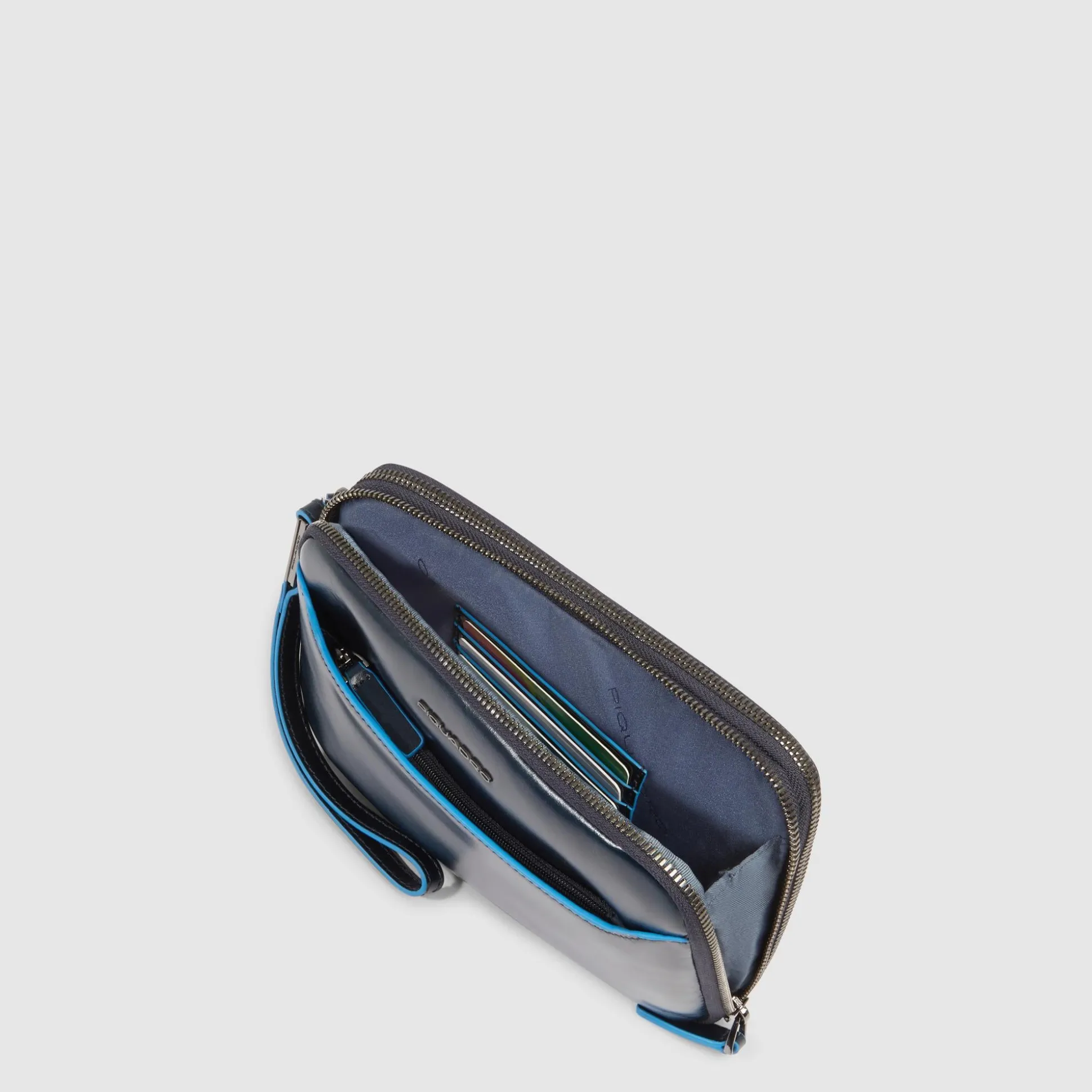 Pochette homme avec trois compartiments