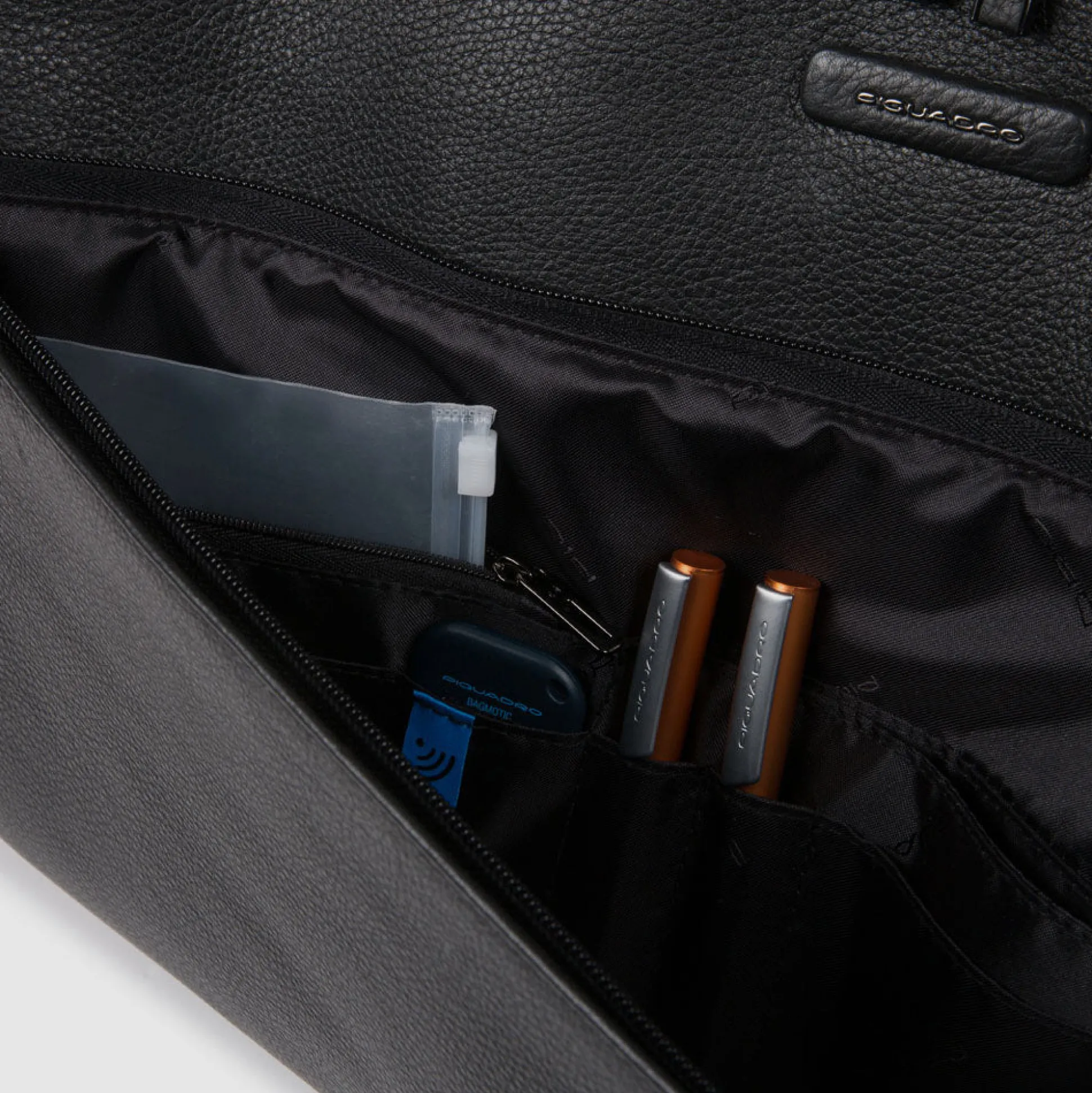 Porte-habits voyage pour acrocher en cuir