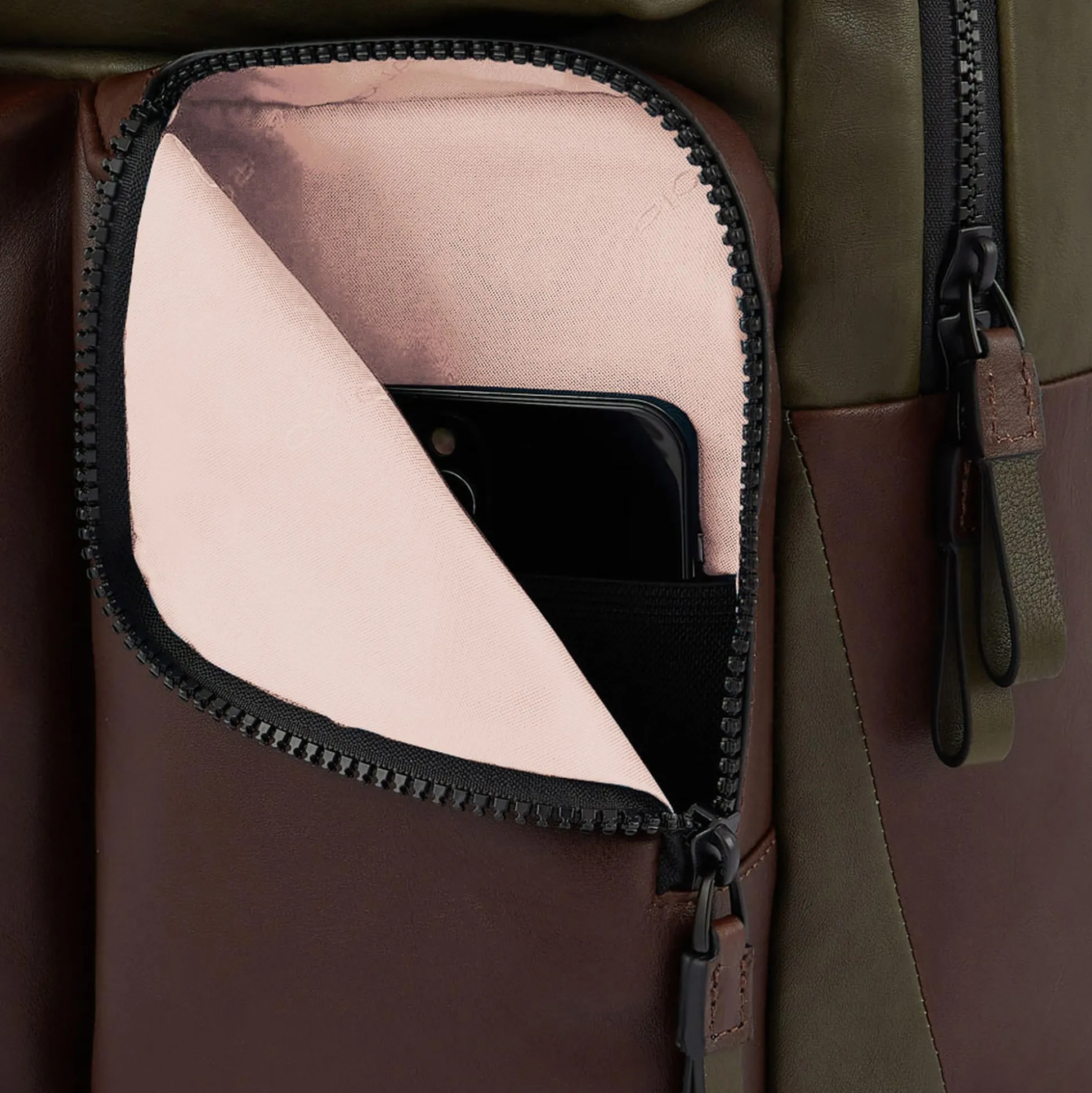 Sac à dos d'ordinateur 14" avec housse imperméable