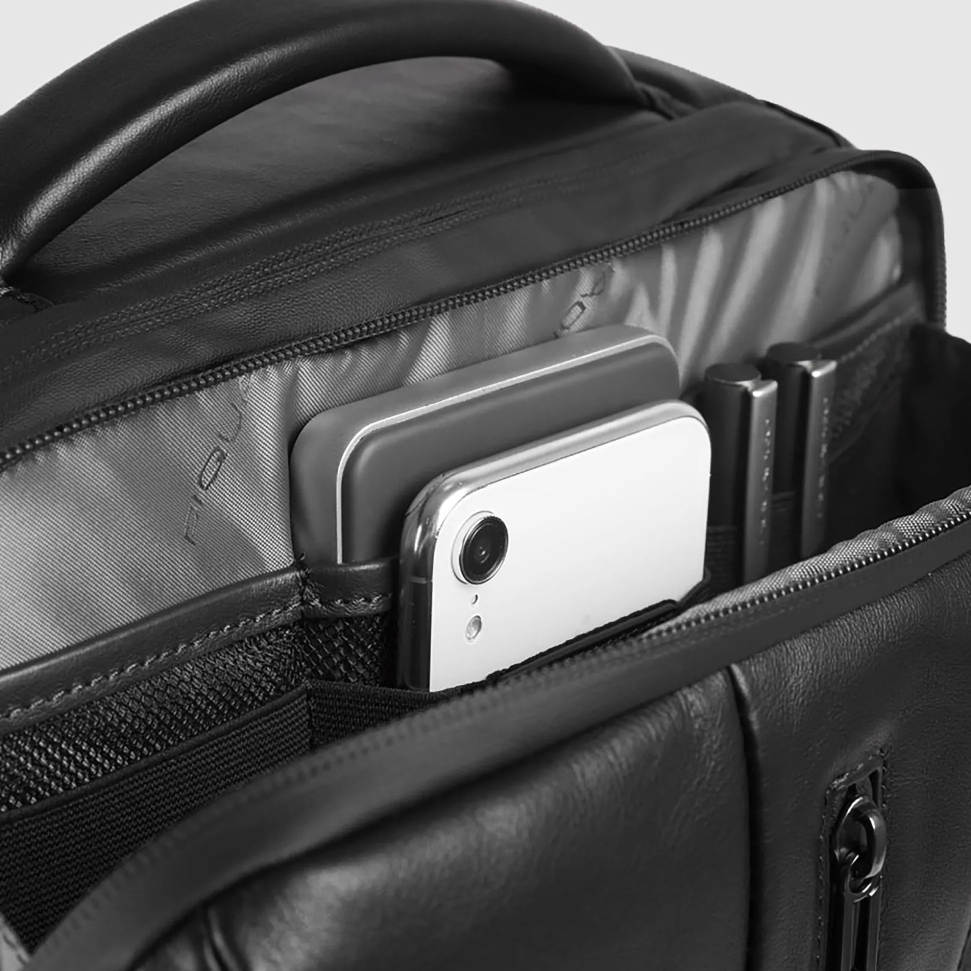 Sac à dos fin pour ordinateur 17,3"