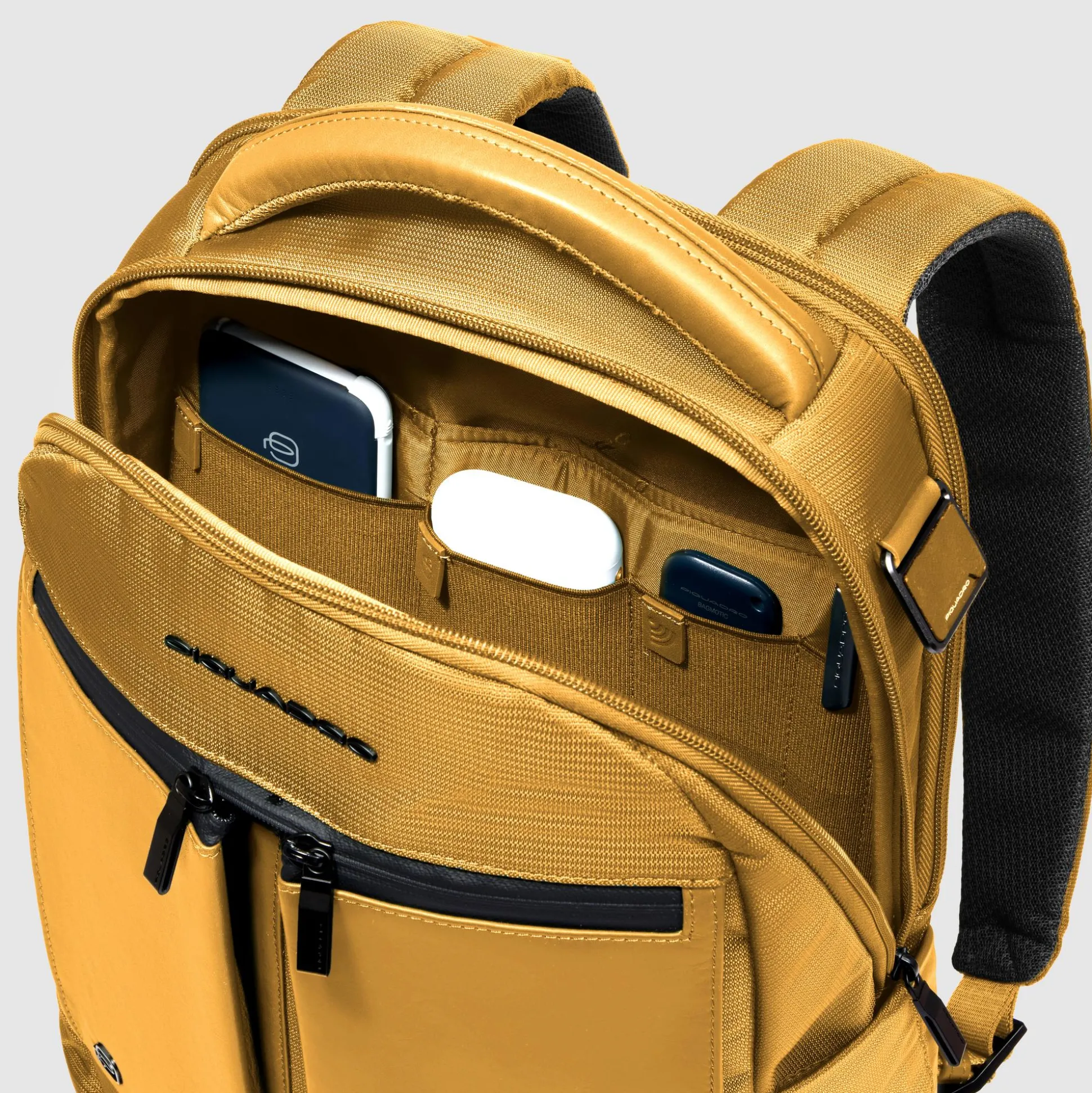Sac à dos pour ordinateur 14" en tissu recyclé