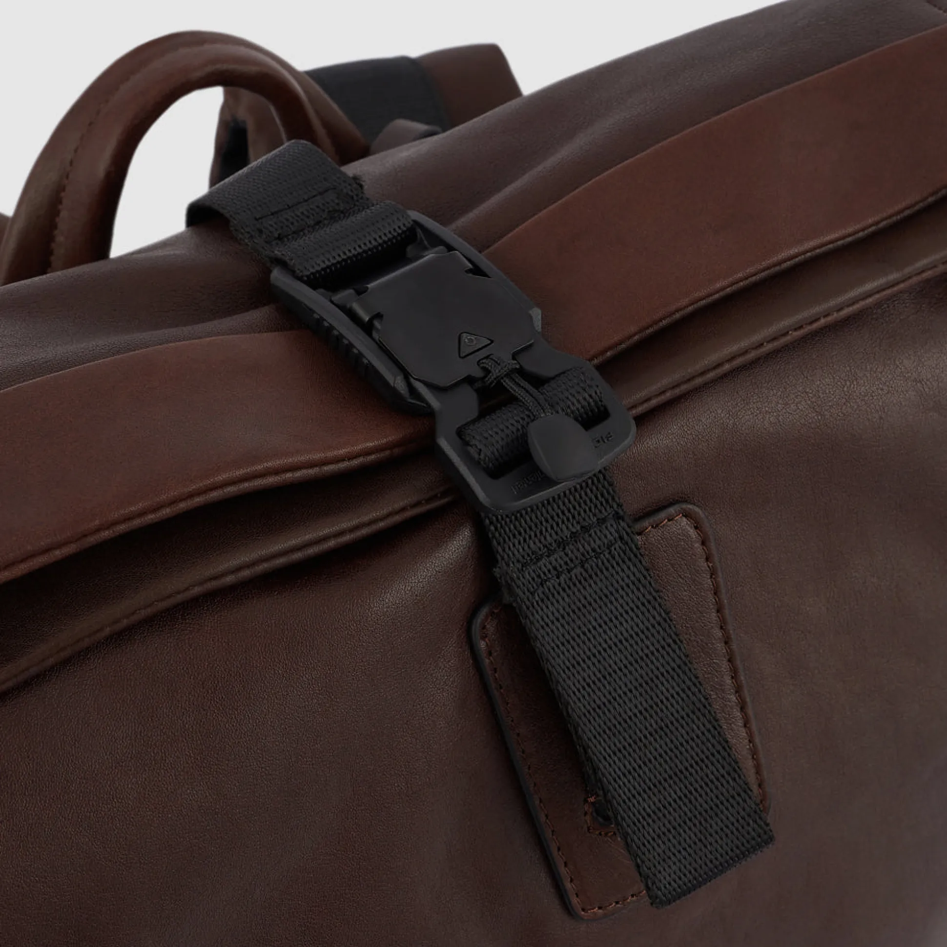 Sac à dos roll top d'ordinateur 15,6"