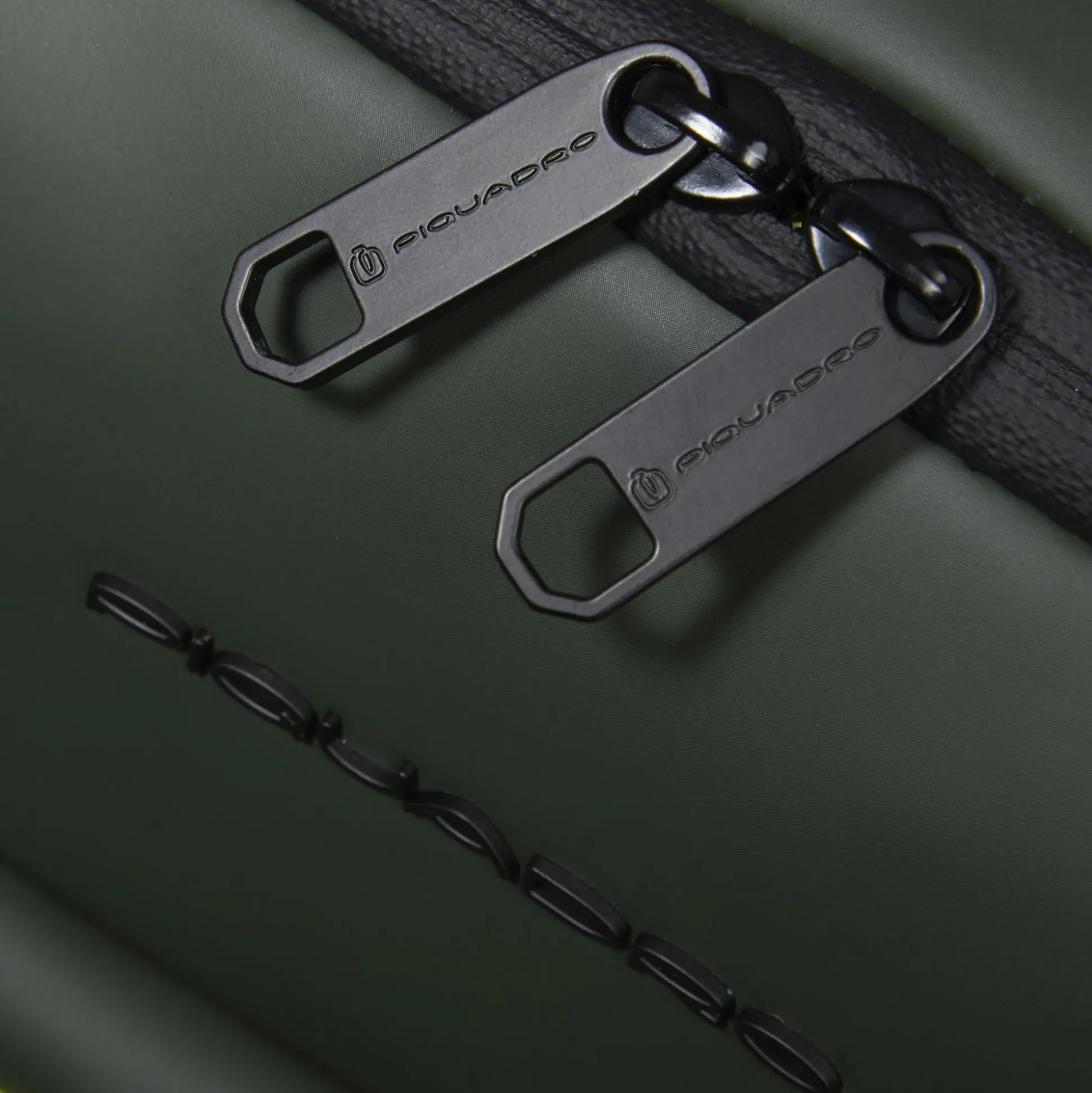 Sac à dos sous-siège déperlant