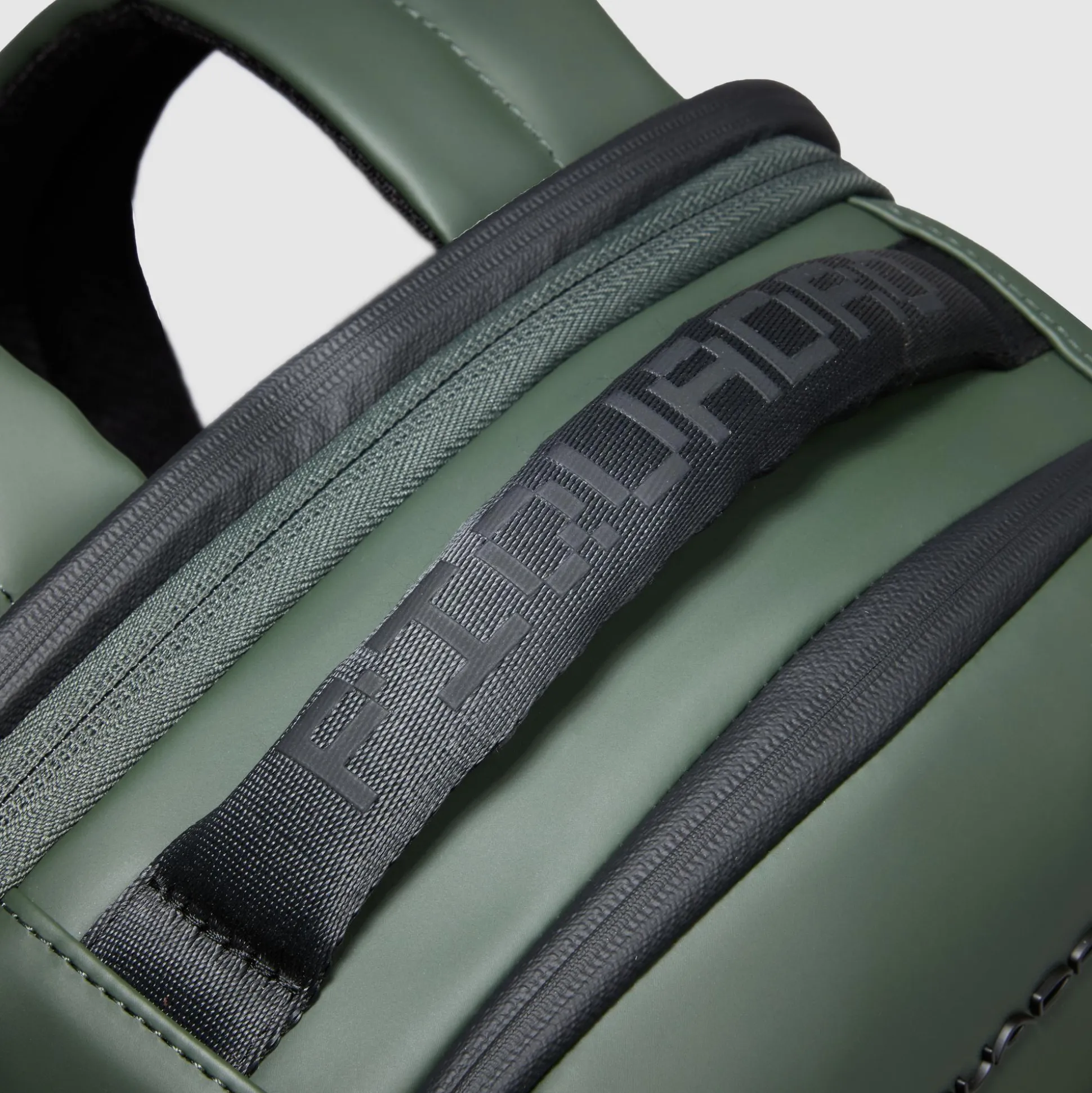 Sac à dos sous-siège déperlant
