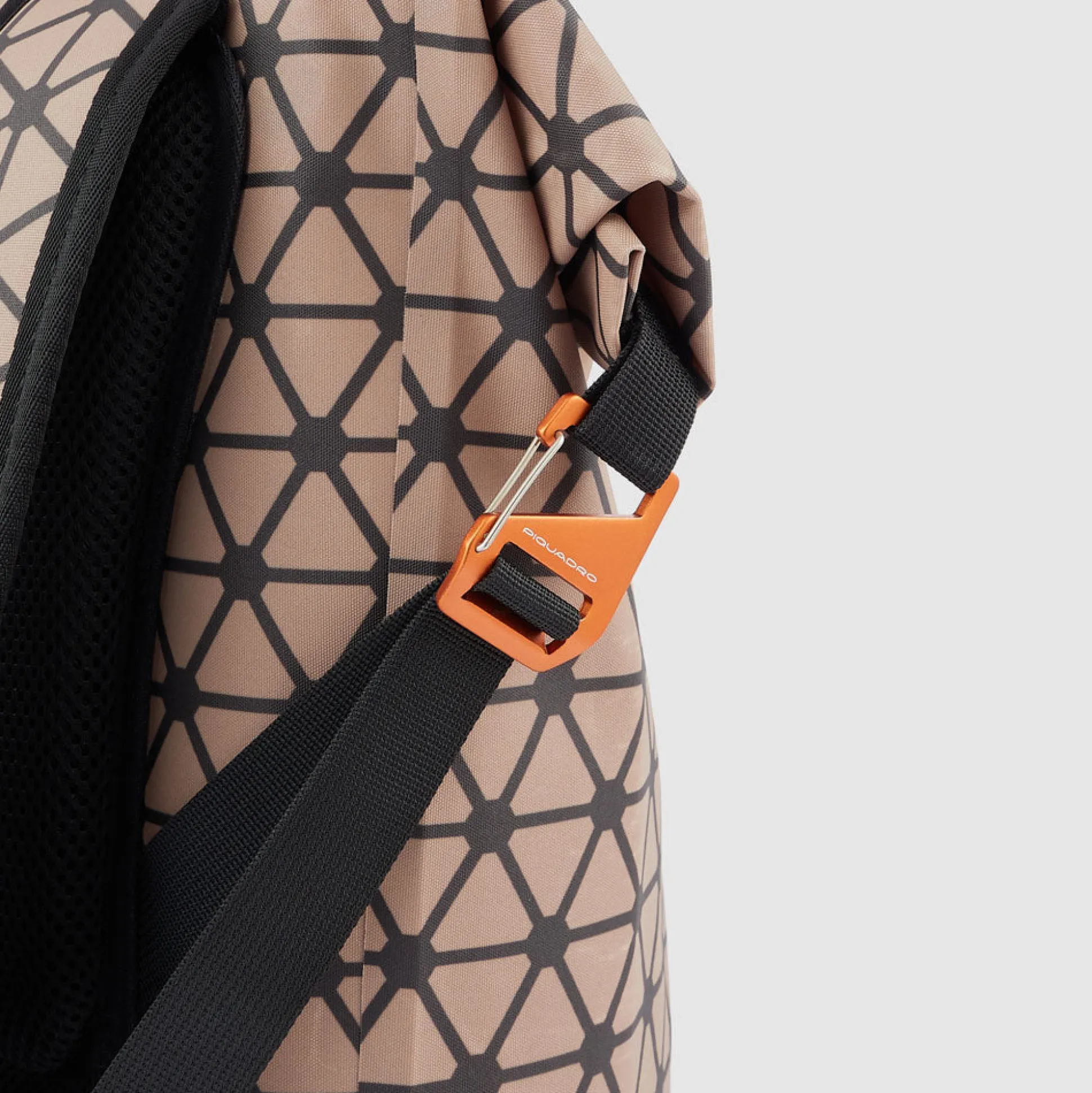 Sac à dos étanche avec fermeture roll top