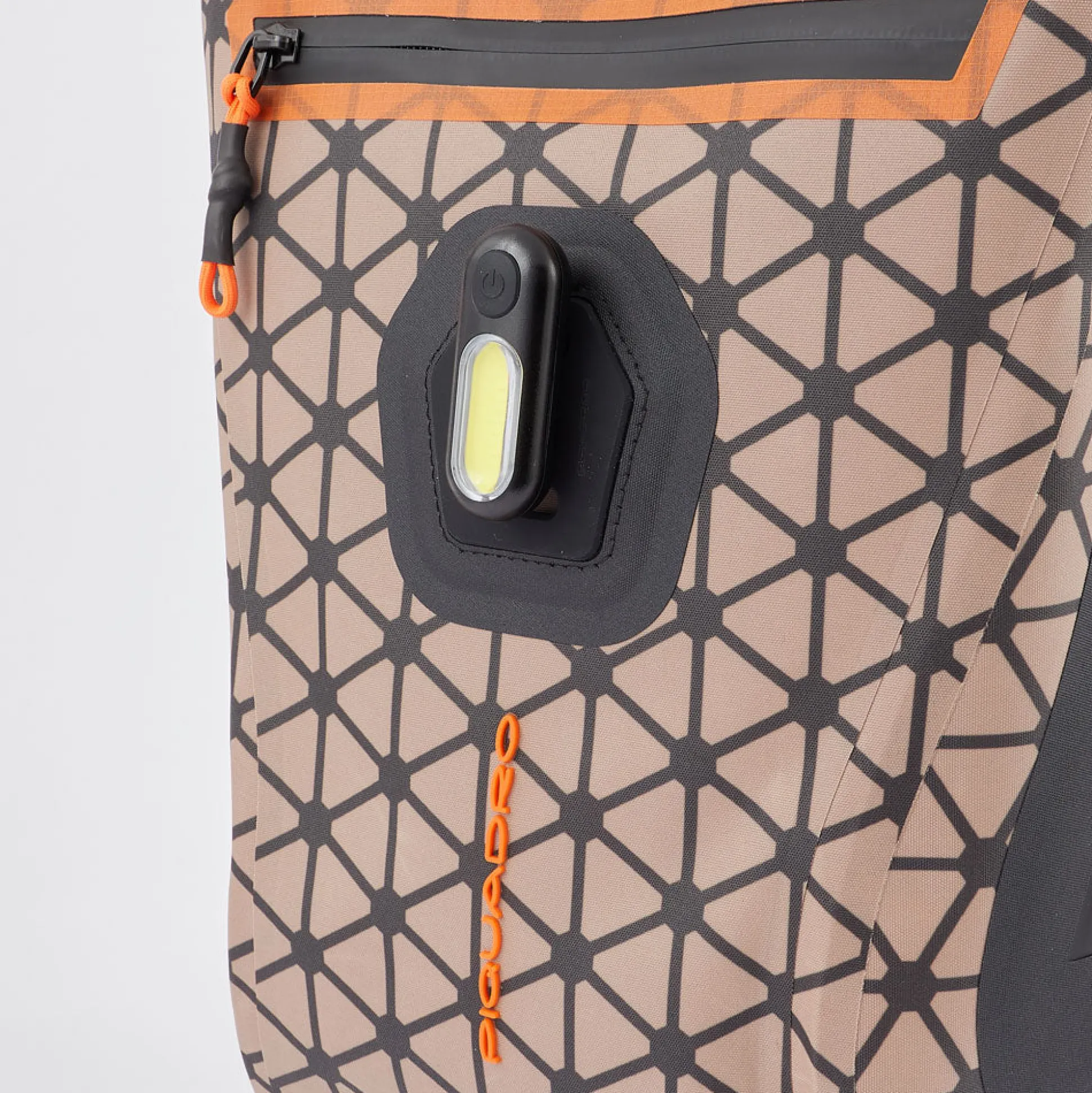 Sac à dos étanche avec fermeture roll top