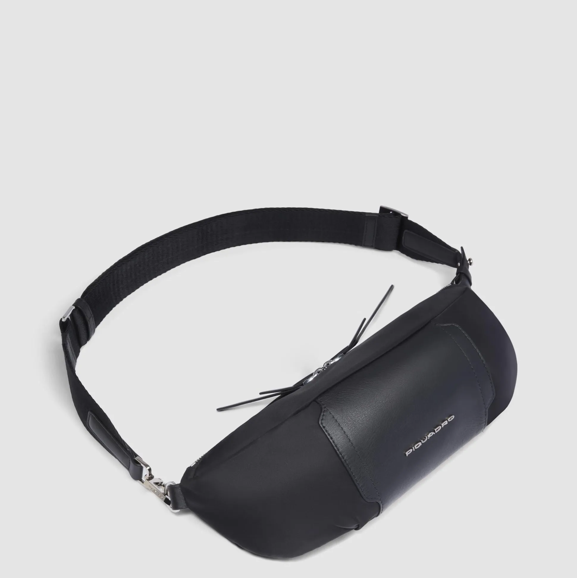 Sac banane femme en tissu recyclé et cuir