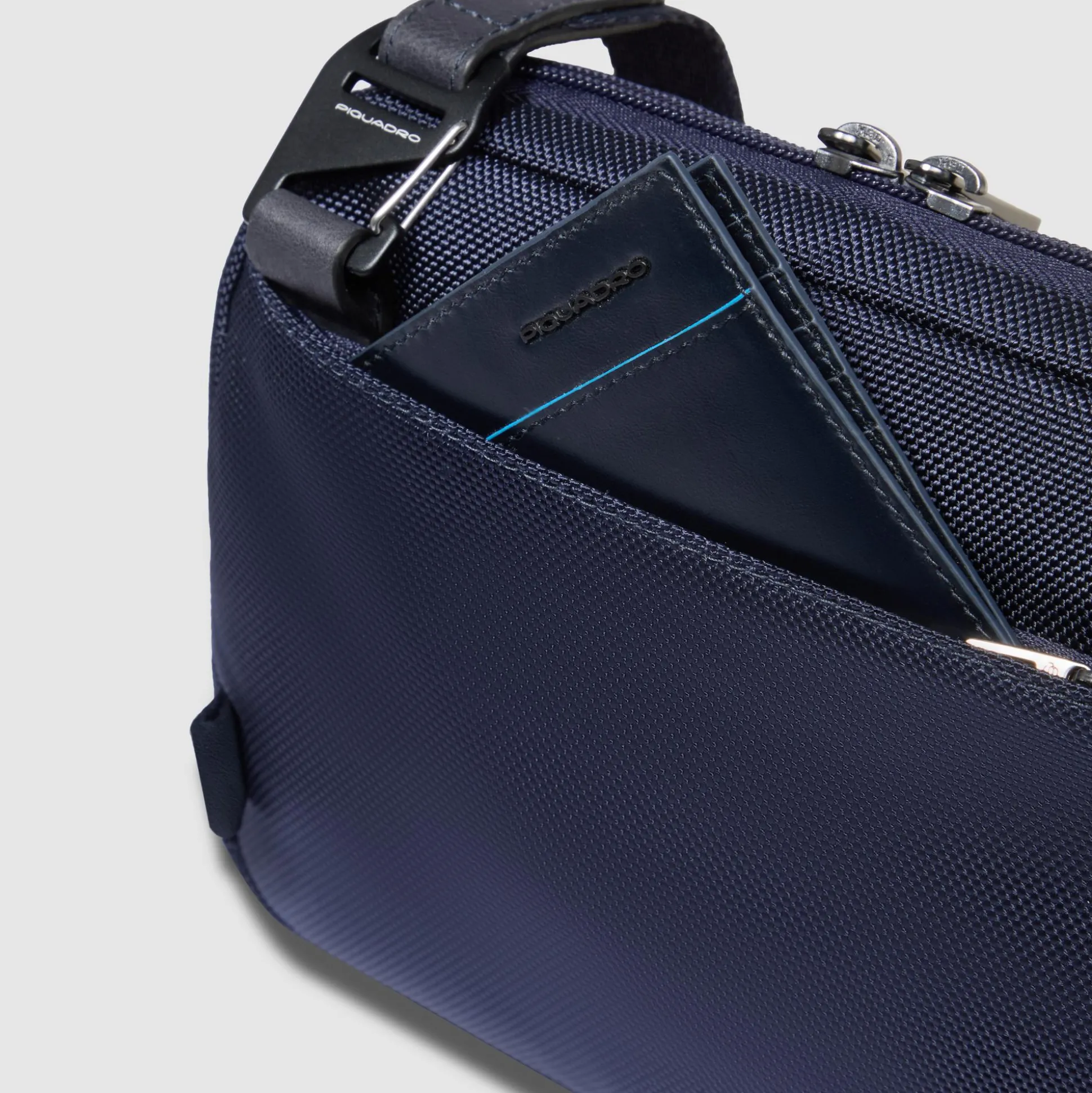Sac bandoulière pour iPad®mini en tissu recyclé