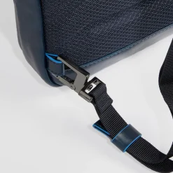 Sac de poitrine homme convertible en sac à dos