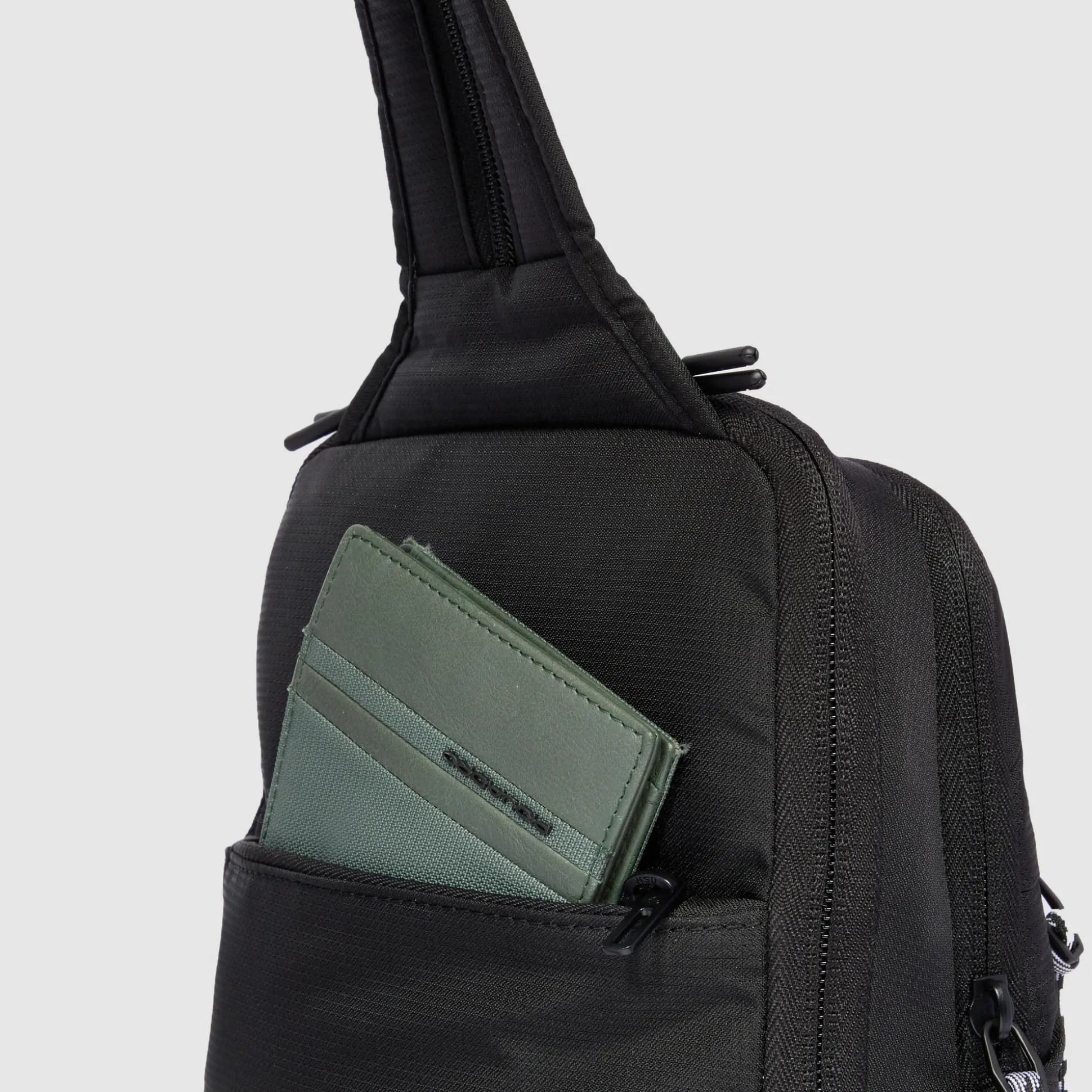 Sac de poitrine pour iPad®mini en tissu recyclé