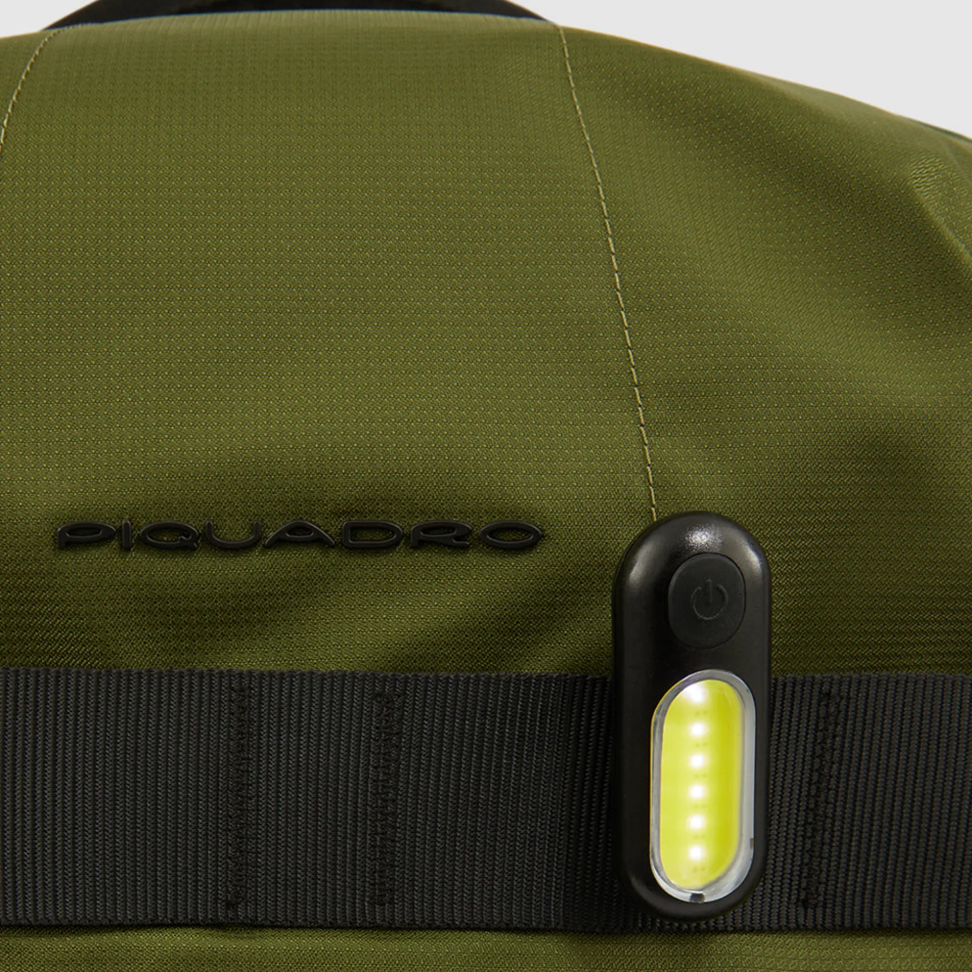 Sac de voyage transformable en sac à dos