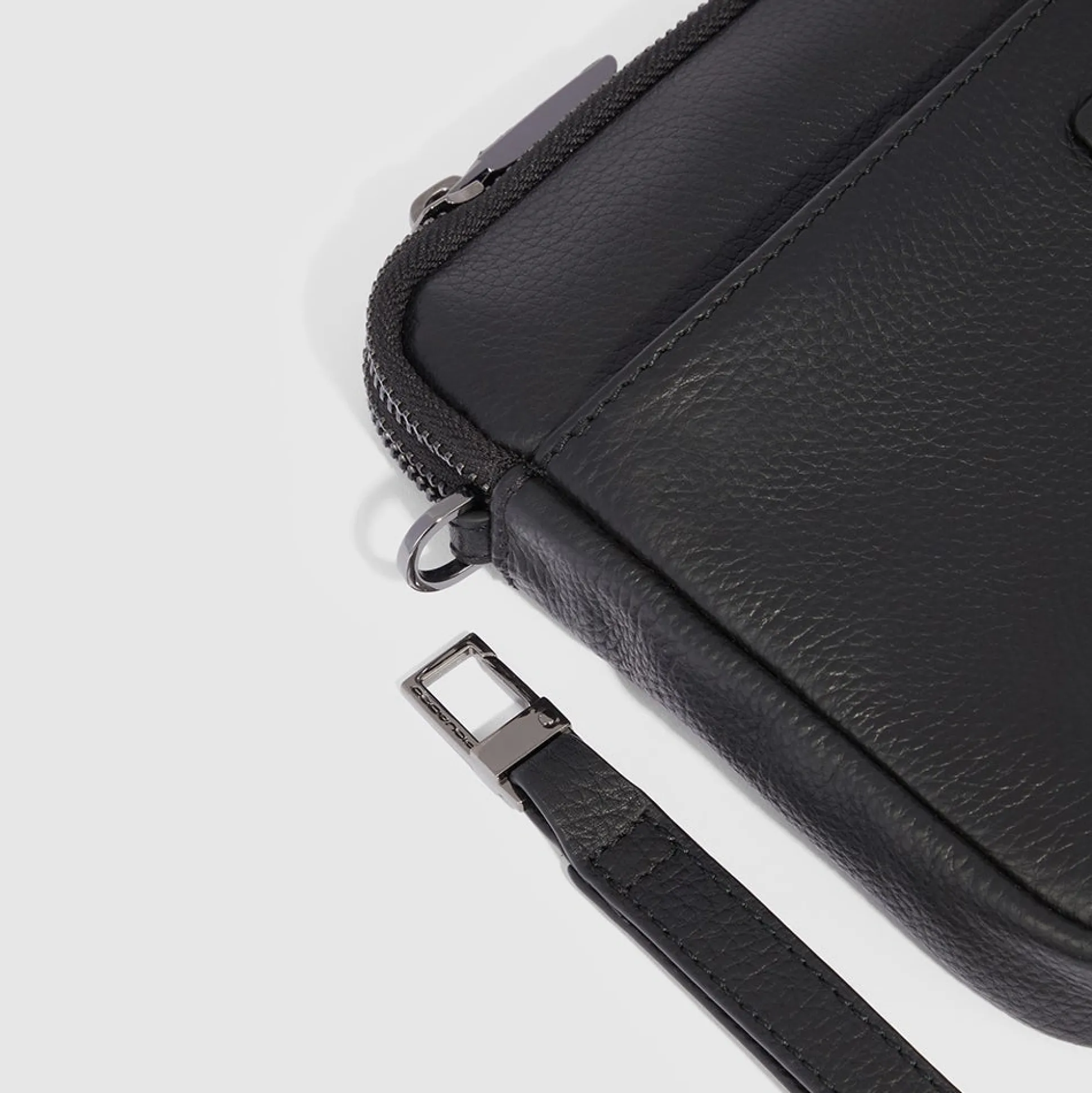 Sacoche homme avec protection RFID
