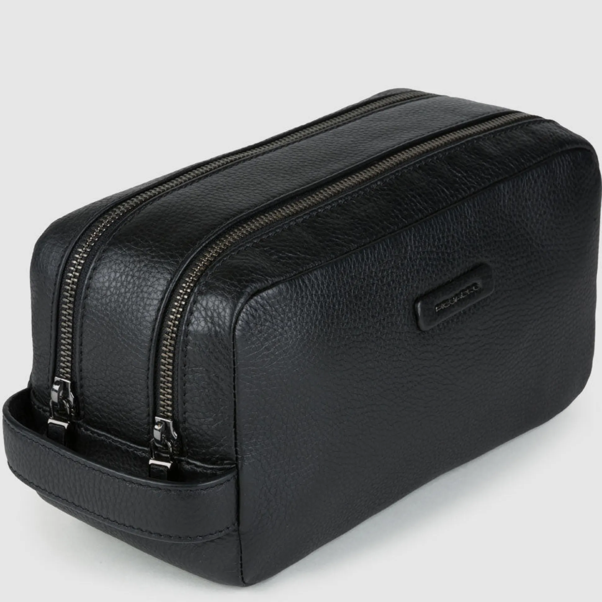 Trousse de toilette en cuir
