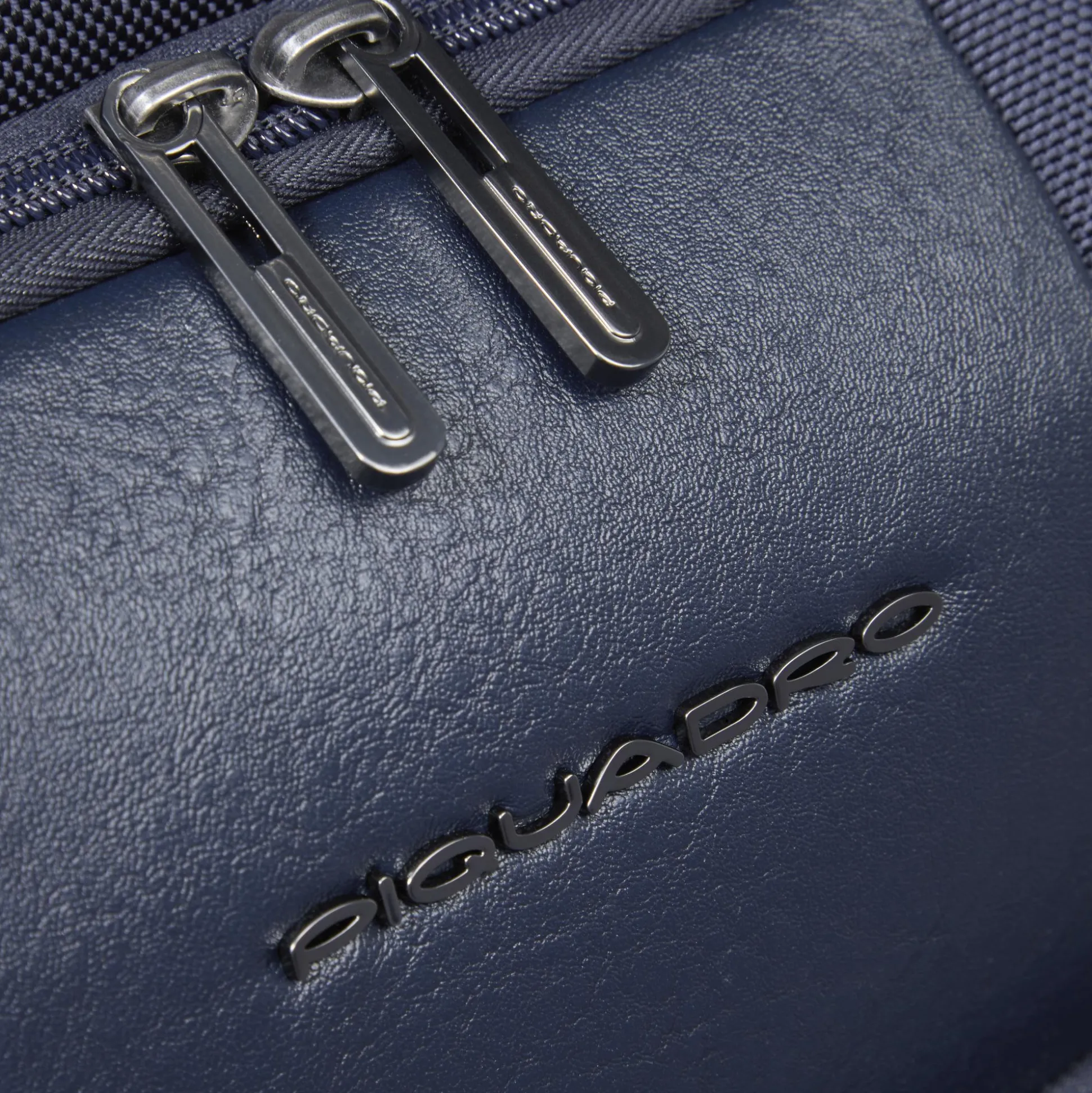 Valise à 4 roues moyenne, extensible