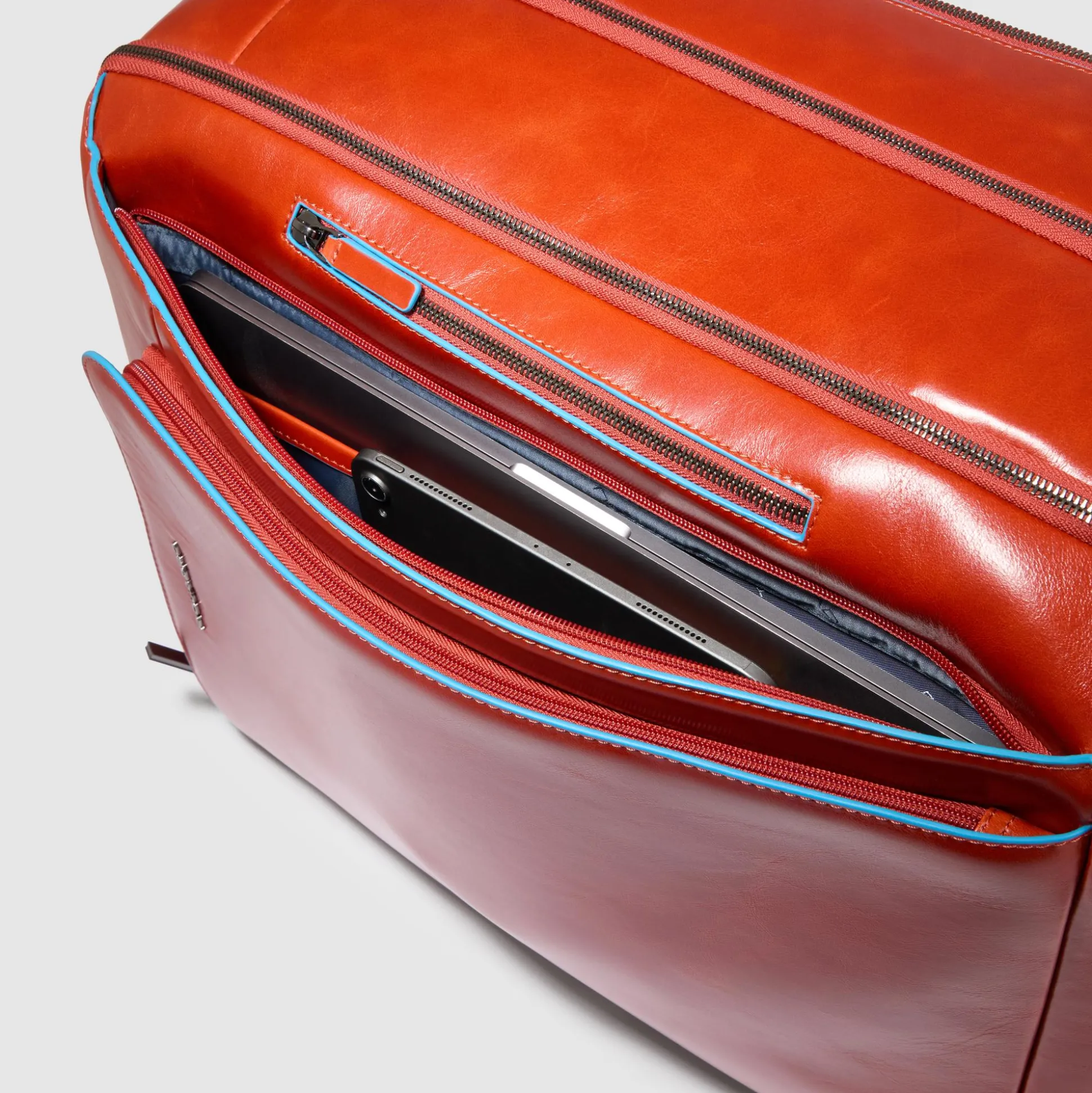 Valise à roulettes cabine avec housse à vêtements