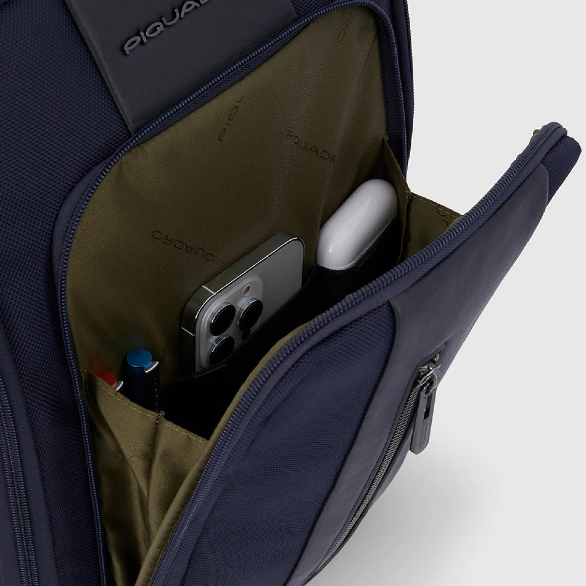 Valise trolley sous-siège adaptable a sac a dòs